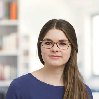 Nachhilfelehrerin Adina Kuhn
