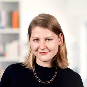 Nachhilfelehrerin Mia Janett
