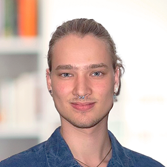 Nachhilfelehrer Moritz Bach
