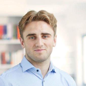 Nachhilfelehrer Leon Tschudy
