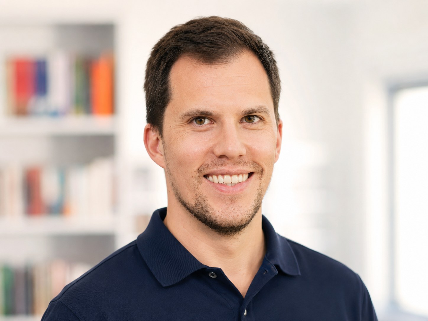 Nachhilfelehrer Laurent Avi
