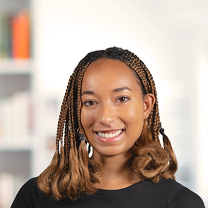 Mariah Blatty, Lehrperson für Mathematik sowie Natur und Technik